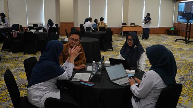 Coaching Clinic Pendampingan Manuskrip